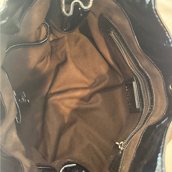 Kooba black patent leather shoulder bag. - Picture 9 of 9